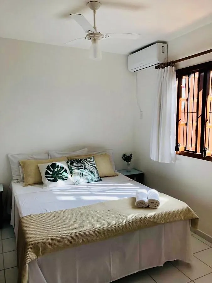 度假居 Residencial Com 3 Suites Na Praia De Taperapuan 塞古罗港
